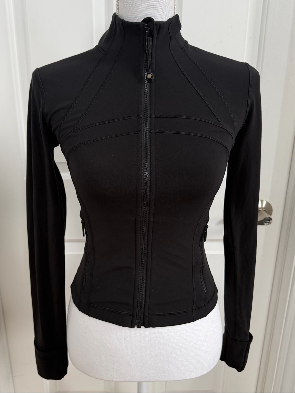 Lululemon Define Cropped Jacket